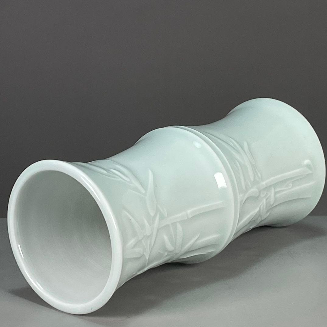 大清雍正彫刻花紋竹節賞瓶 景徳鎮 陶磁器 装飾品 工芸品 美術品 置物