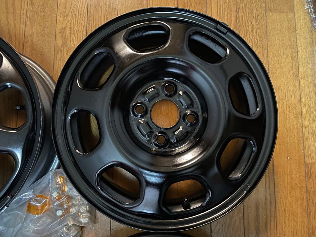 ハスラー純正ホイールセット　おまけホイールナット2台分付き