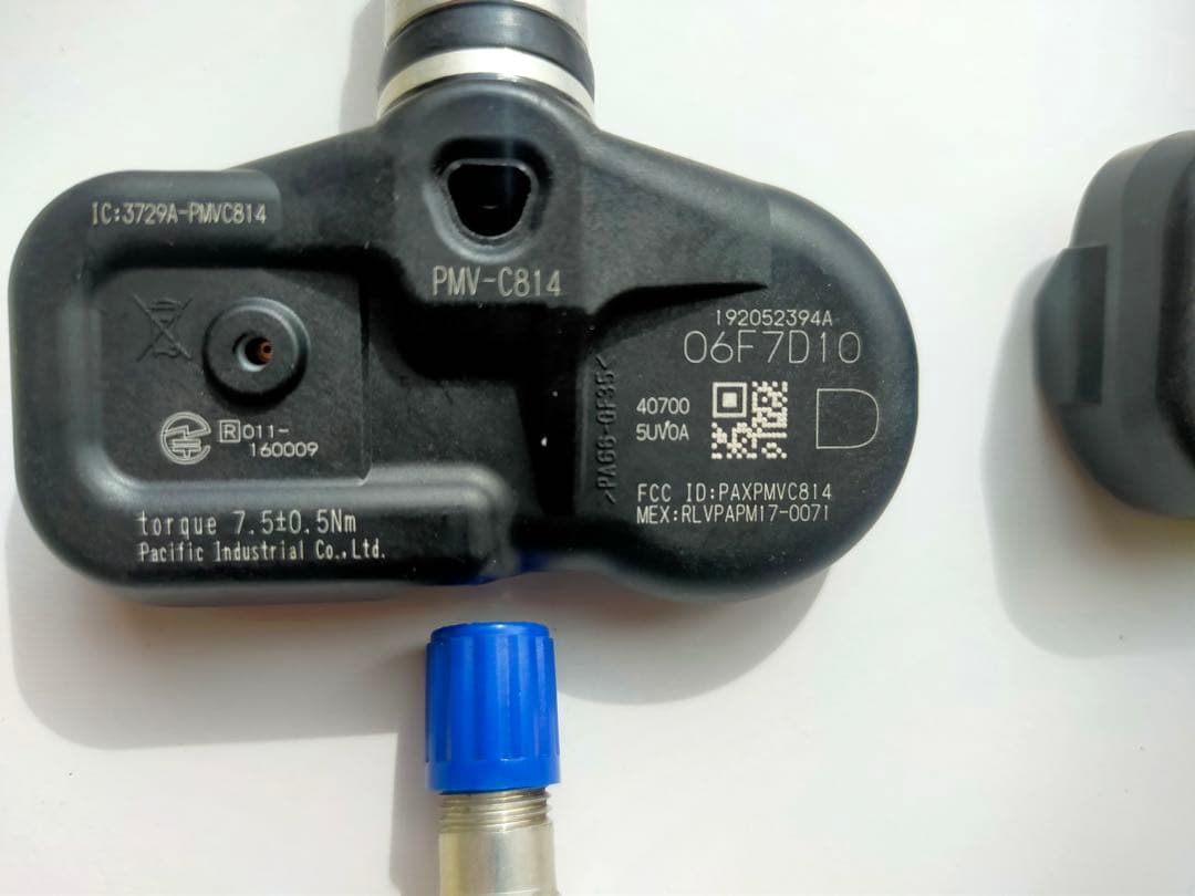 日産　空気圧センサー４個セット　40700-5UV0A