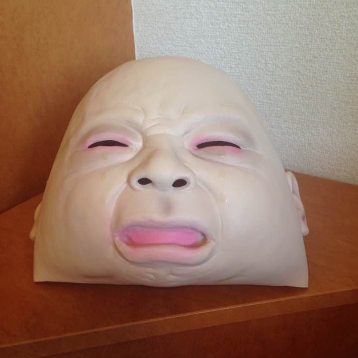 ガキの使い泣き赤ちゃんの被り物