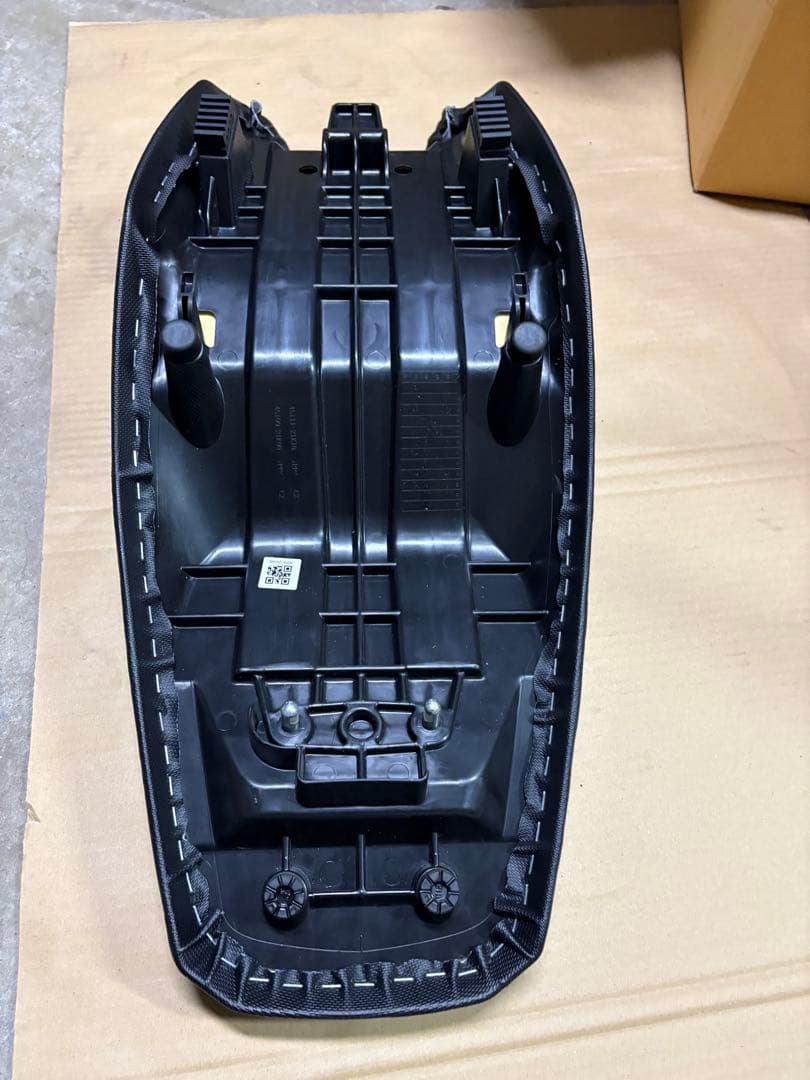 (鯉太郎) vストローム250 ローシート