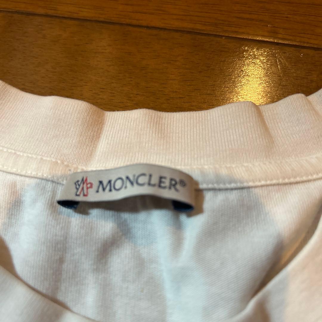 Tシャツ　モンクレ