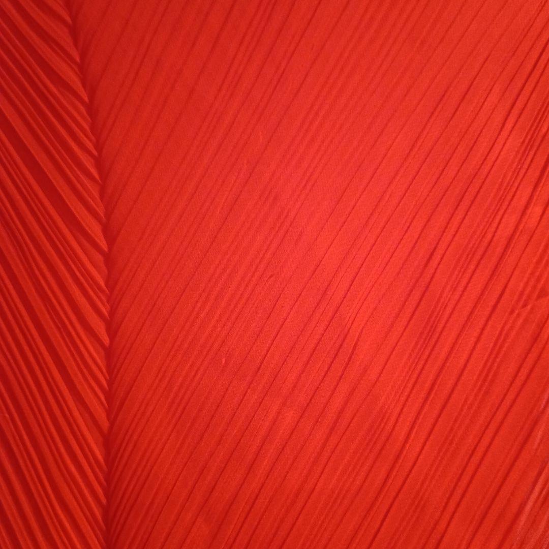 PLEATS PLEASE ISSEY MIYAKE 赤いストール