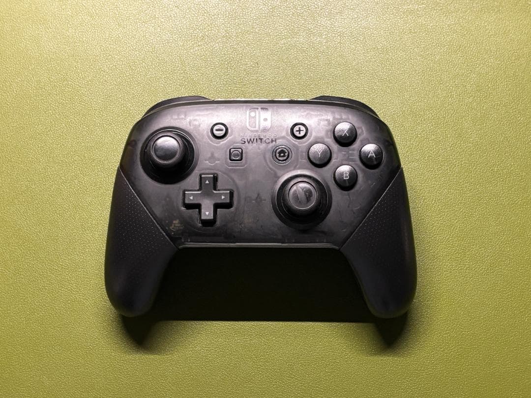 Nintendo Switch + プロコントローラー