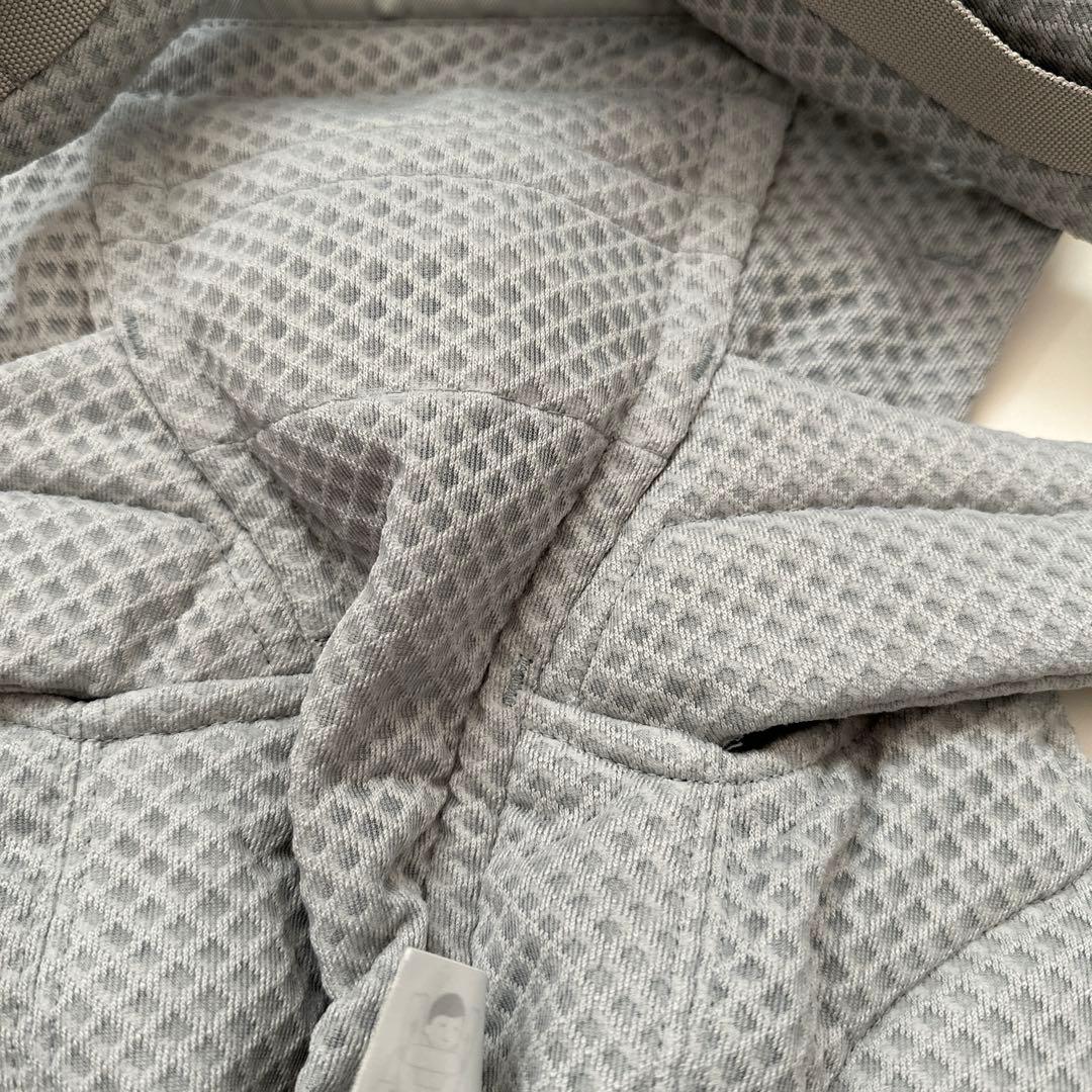 美品　エルゴ　ergobaby OMNI　Breeze 抱っこひも パールグレー