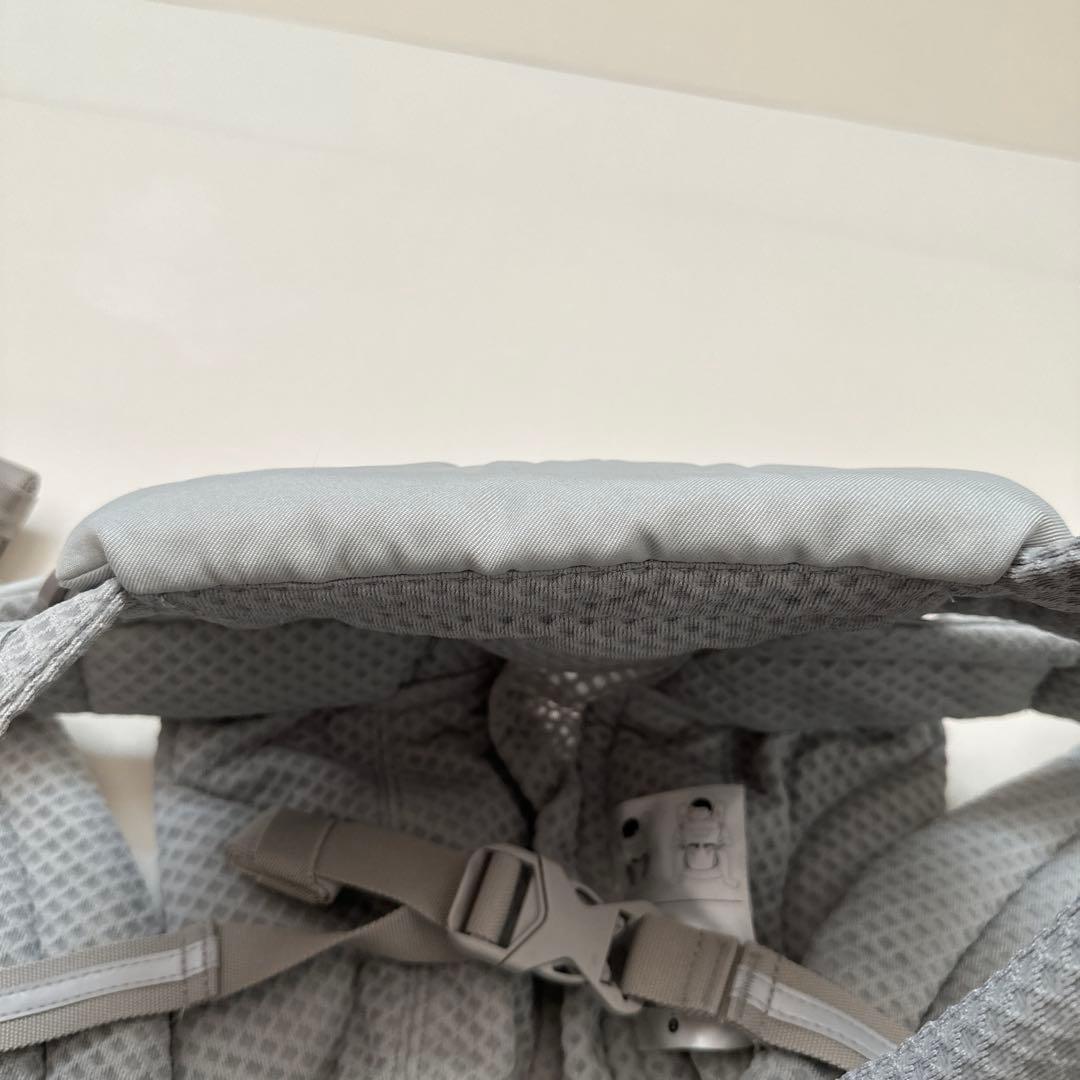 美品　エルゴ　ergobaby OMNI　Breeze 抱っこひも パールグレー