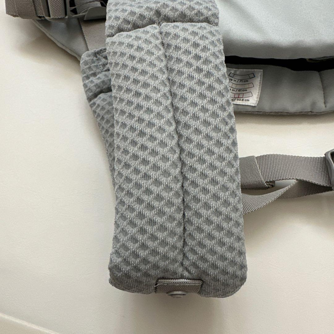 美品　エルゴ　ergobaby OMNI　Breeze 抱っこひも パールグレー