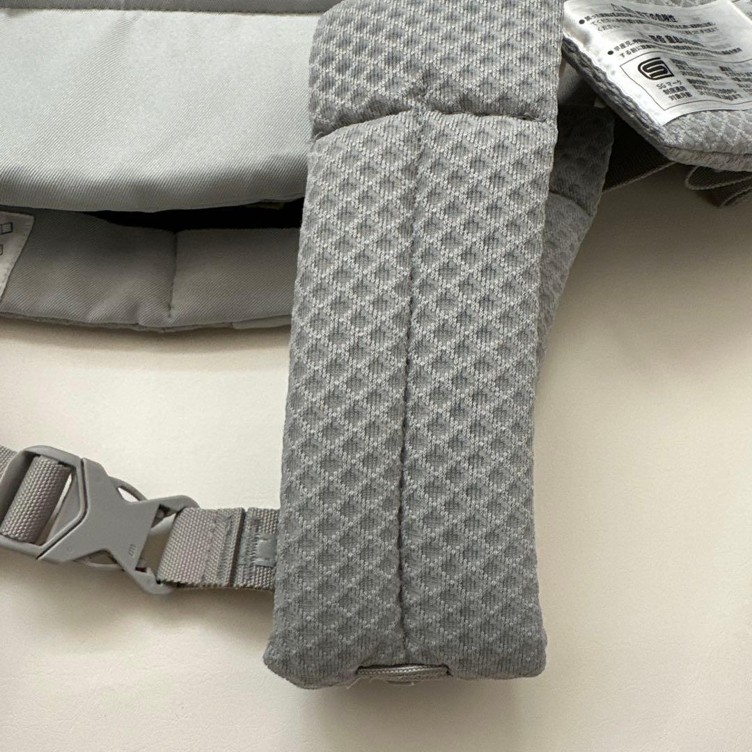 美品　エルゴ　ergobaby OMNI　Breeze 抱っこひも パールグレー