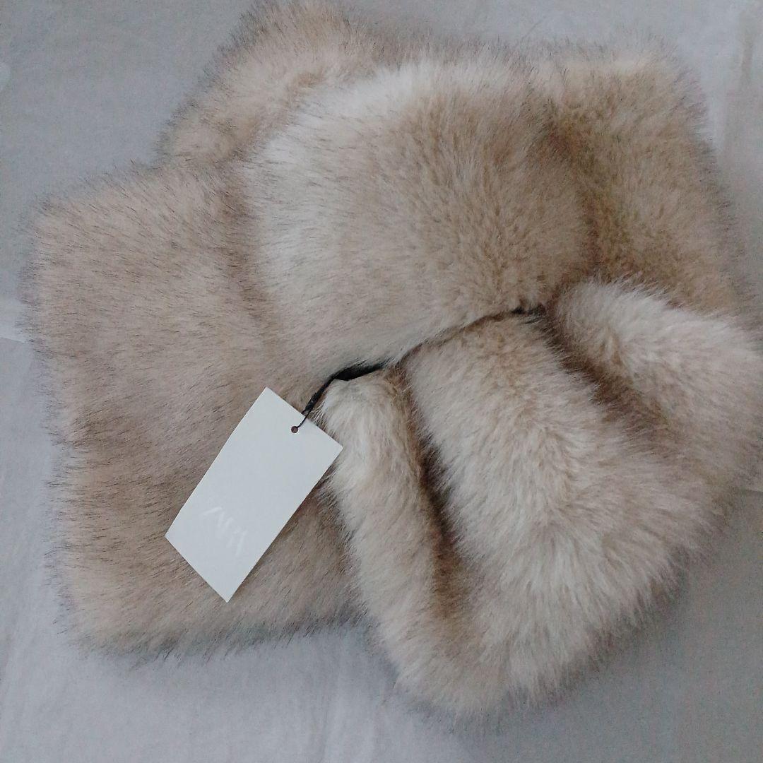 完売品 ZARA フェイクファー マフラー エクリュ