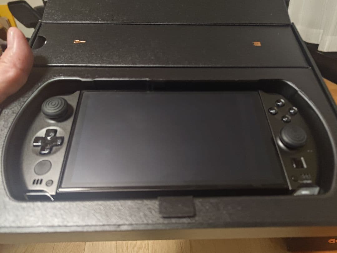 gpd win4 2022　6800U 1TB　32GB