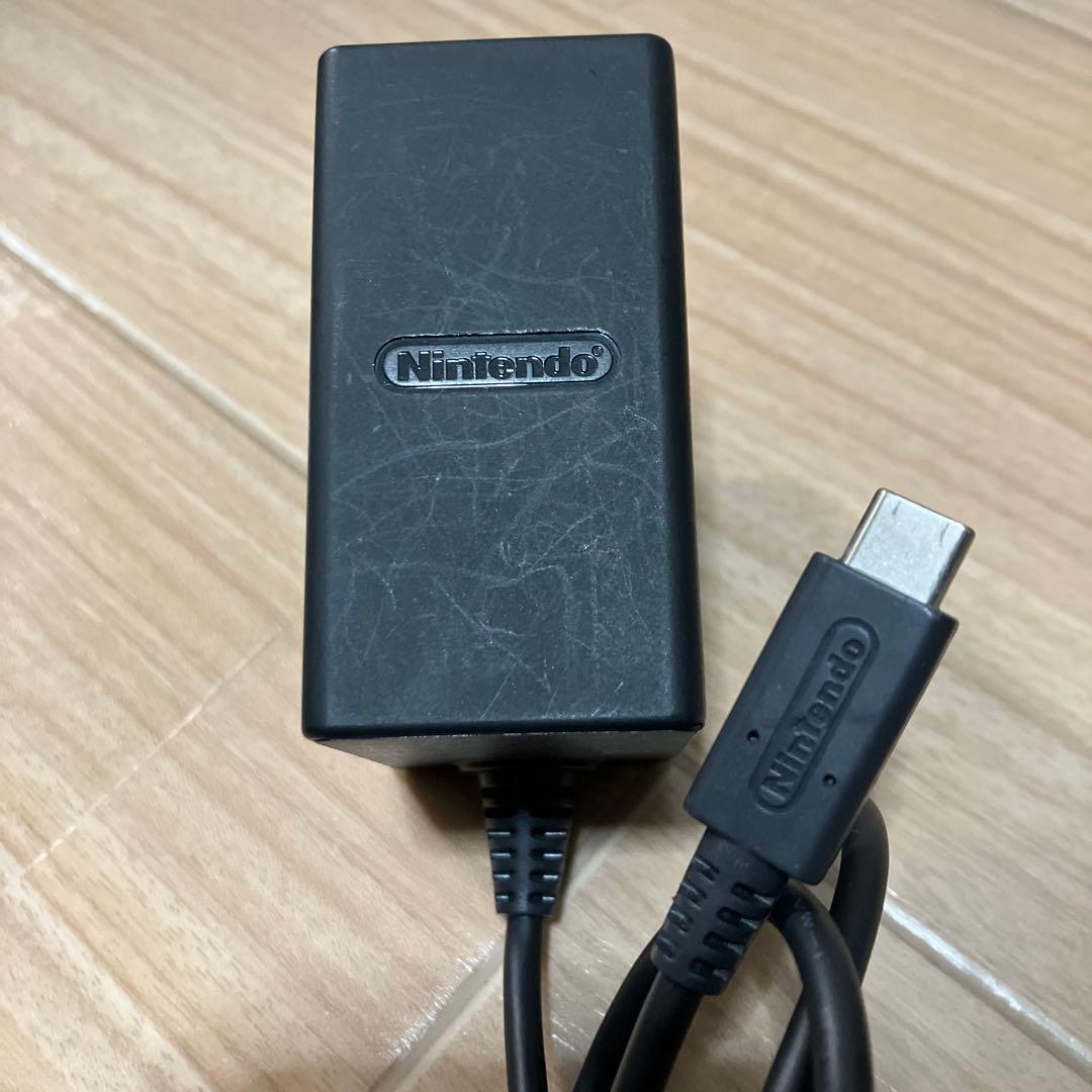 任天堂 Switch 本体