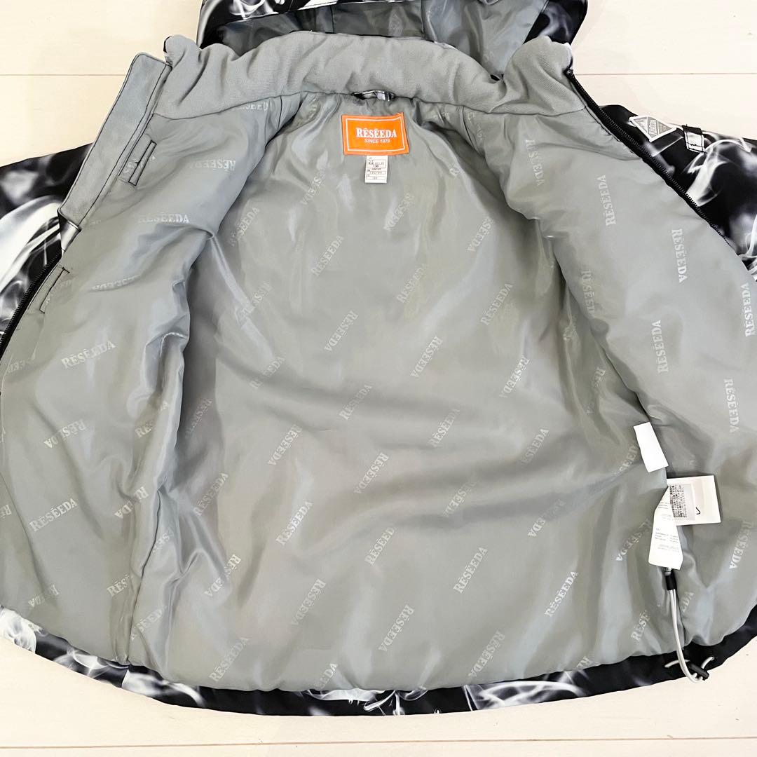 美品　RESEEDA スキーウェア　130㎝ 上下セット　スノーウェア　キッズ