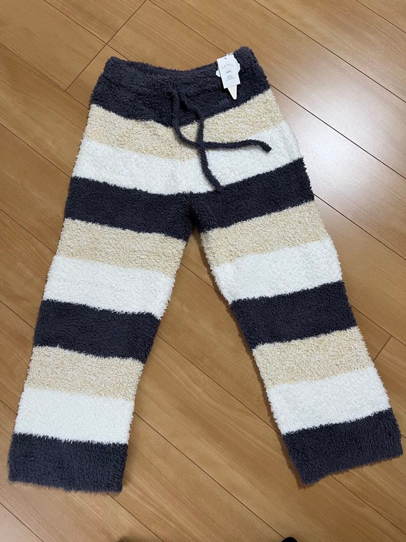 新品未使用☆ジェラピケ ボーダー柄フード付きパーカーとロングパンツセット
