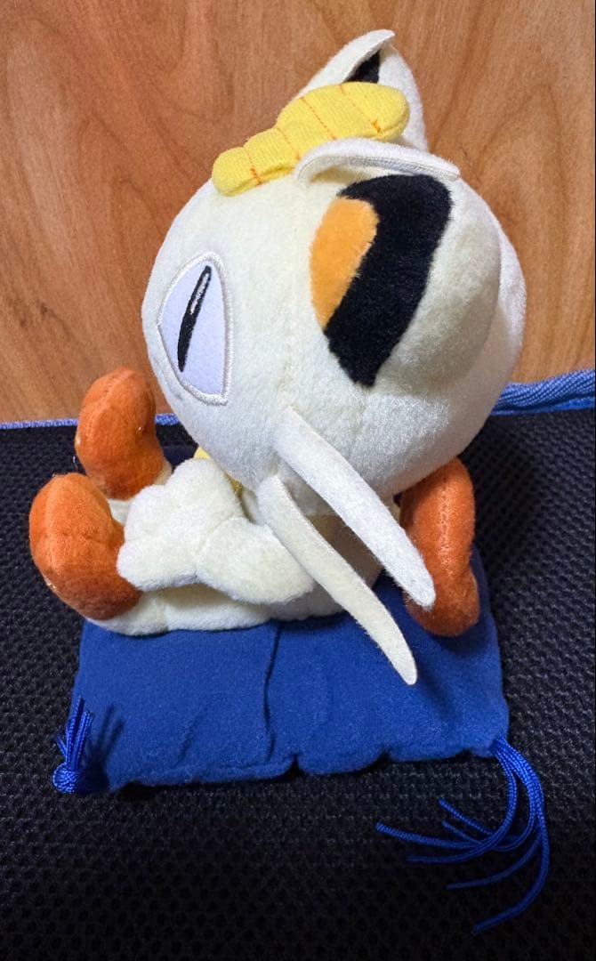 てまねきニャース　ぬいぐるみ　ポケモンセンター限定