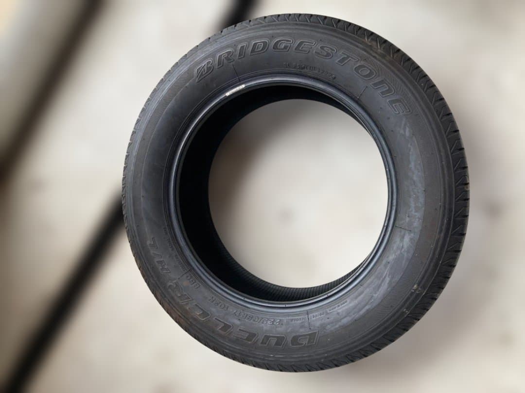 225/65r17インチサマータイヤ 4本セット