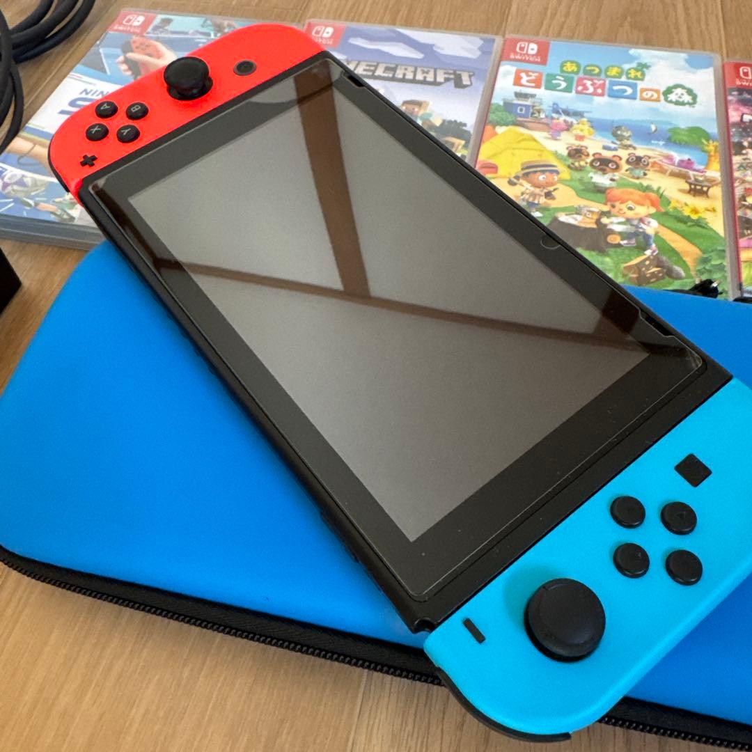 Nintendo Switch 本体　ハードケース、ソフト付き