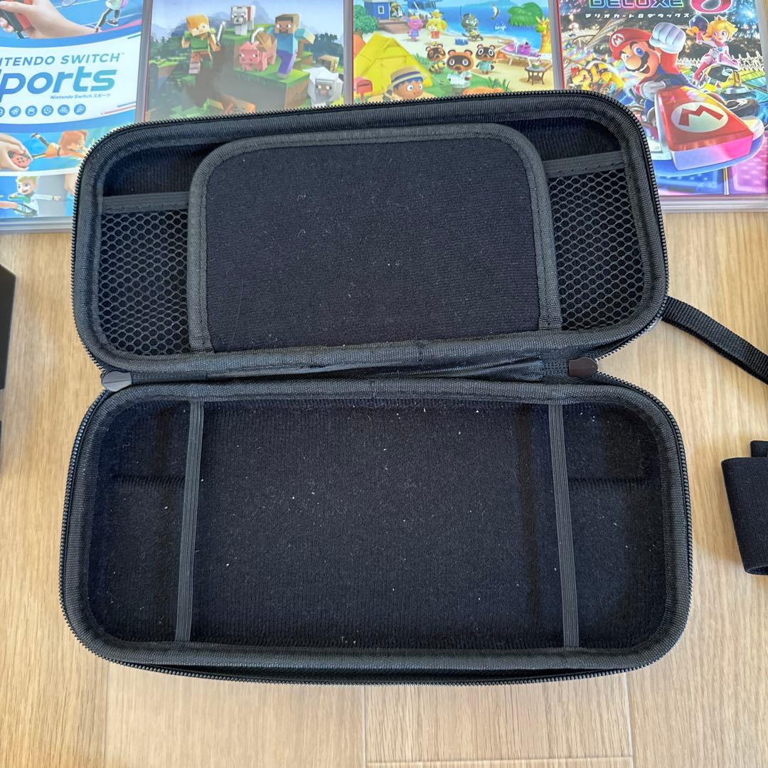 Nintendo Switch 本体　ハードケース、ソフト付き