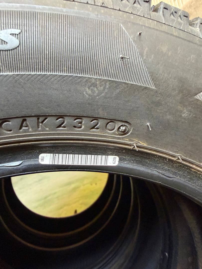 送料込 165/65R14 スタッドレス 20年製 BS VRX2