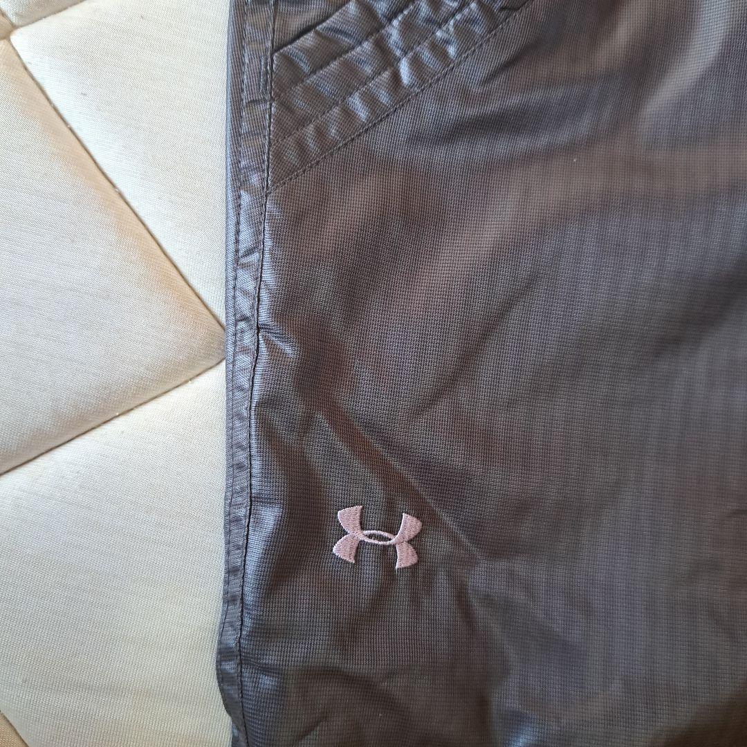 お値下げ中Under Armour ダークグレー ジャージ上下セット