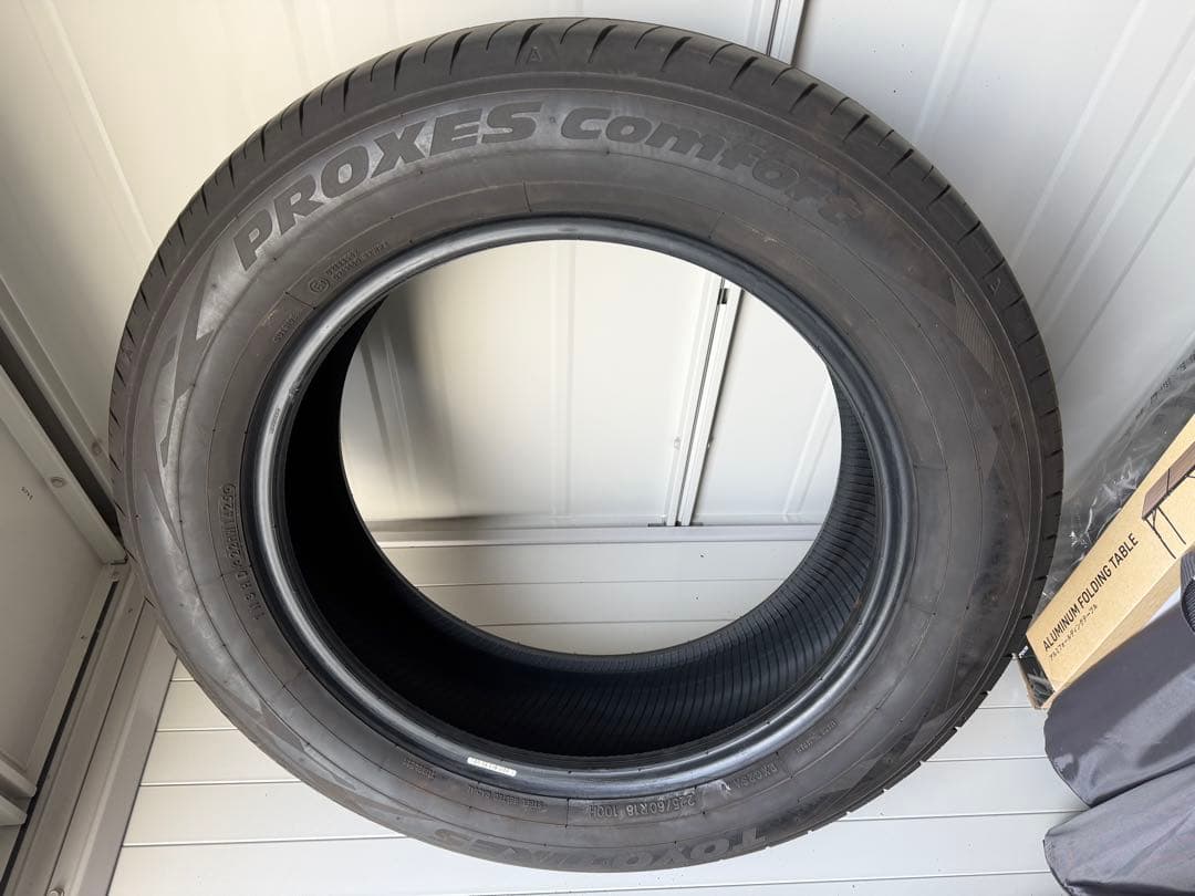 TOYO TIRES 225/60R18 サマータイヤ　２本セット