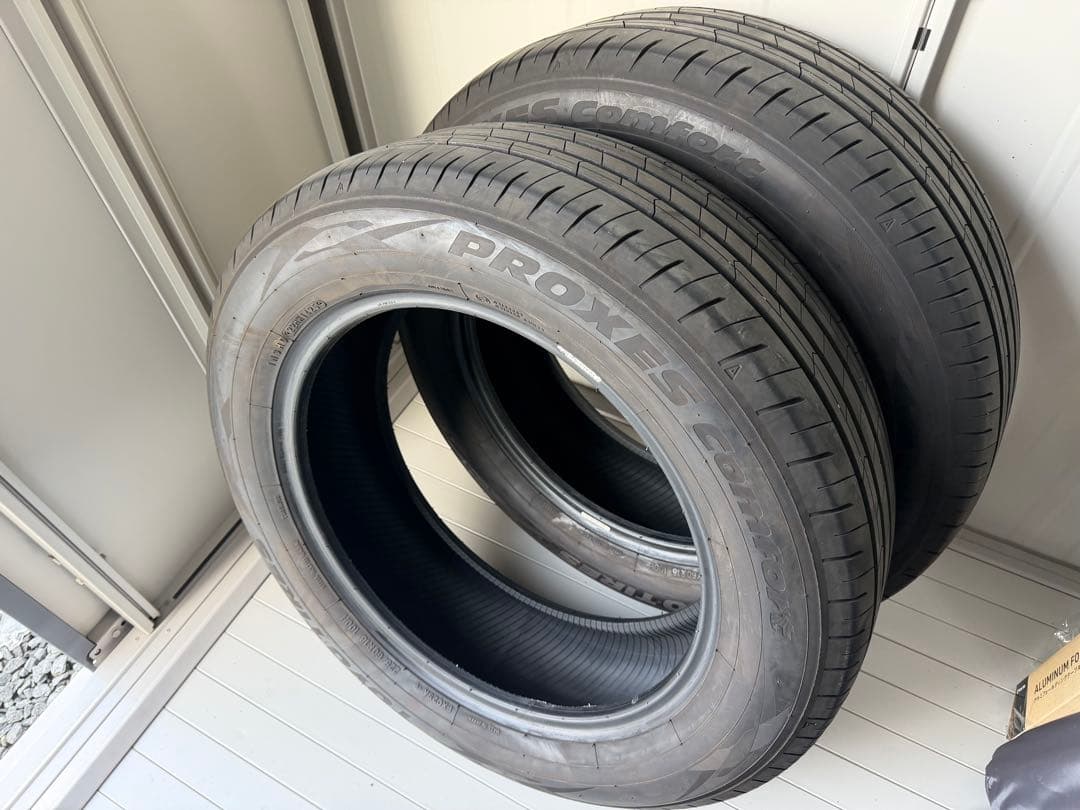 TOYO TIRES 225/60R18 サマータイヤ　２本セット