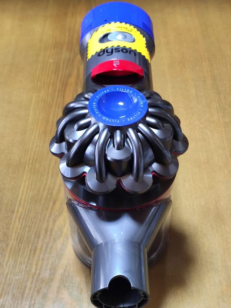 ダイソン V8 SV10掃除機＋マキタ18vアダプターセット分解清掃済み 動作品