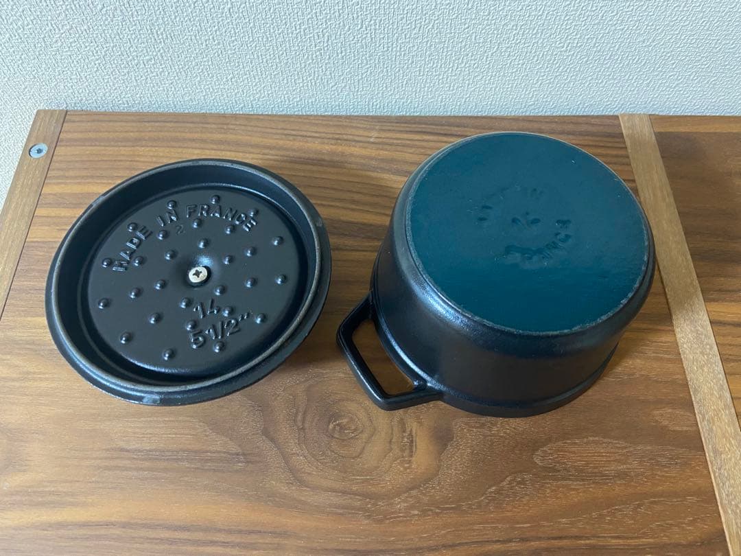 週末最終値下げ‼️早い者勝ち‼️ STAUB 14cm ココット 黒 ブラック