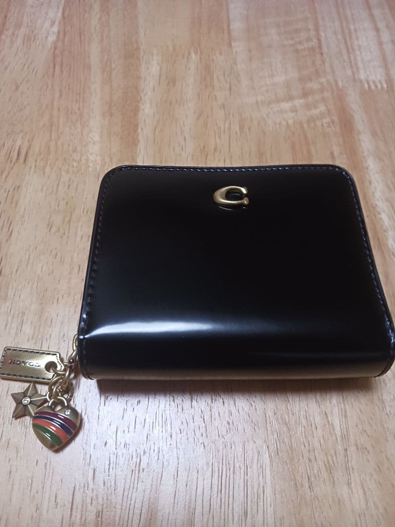 【完売品】COACHエッセンシャルビフォードウォレット・チャーム