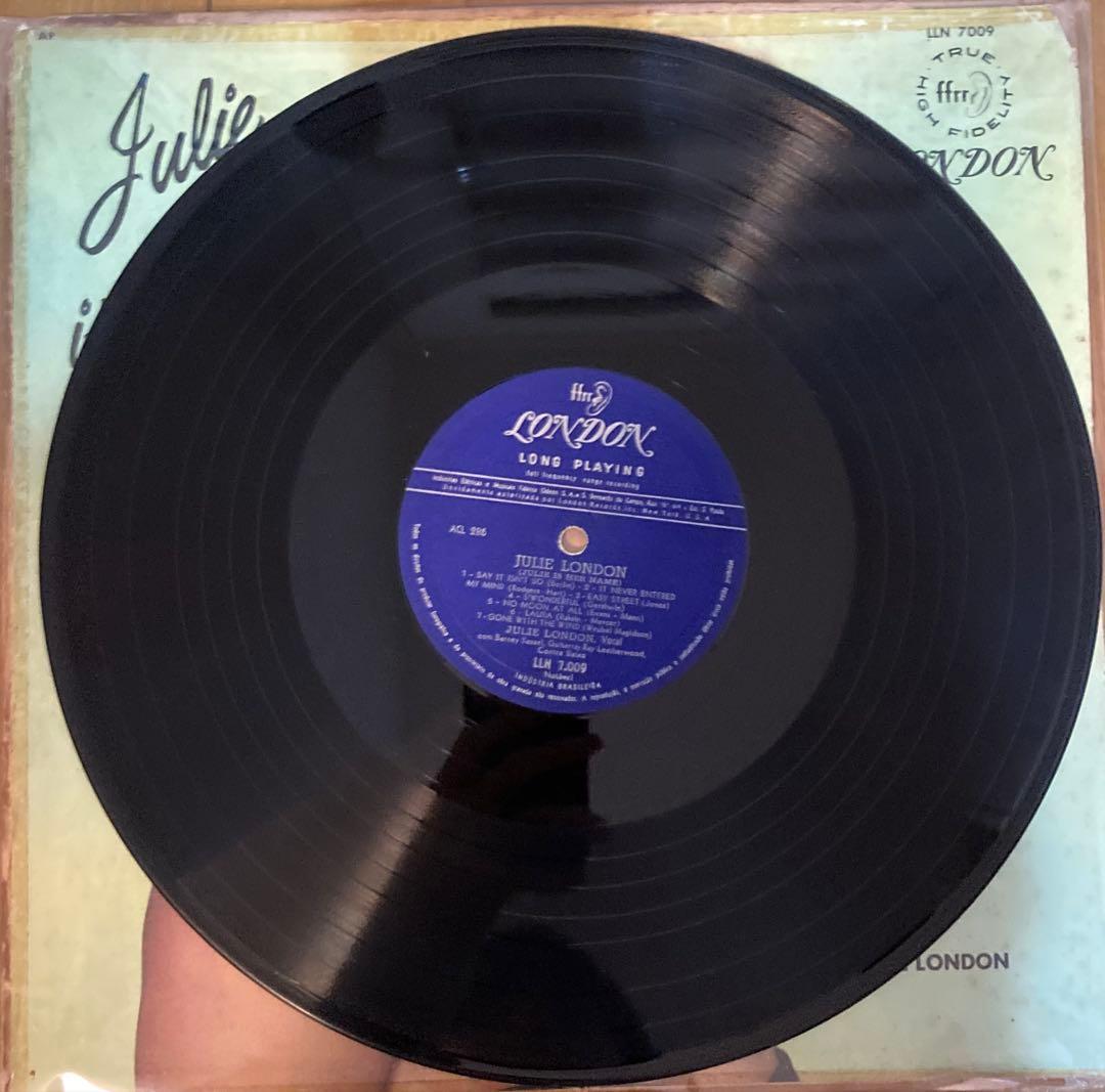 超絶レアブラジルオリジナル初回Julie Is Her Nameレコード