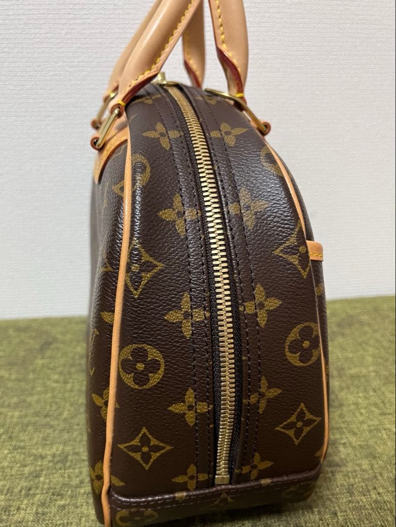 ルイヴィトン　モノグラム　ドーヴィル　ボストンバッグ　ハンドバッグ　バッグ
