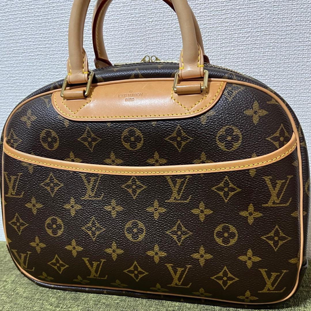ルイヴィトン　モノグラム　ドーヴィル　ボストンバッグ　ハンドバッグ　バッグ