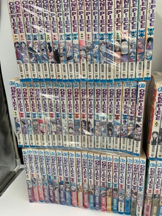 ワンピース全巻セット1巻〜106巻＋3冊おまけ