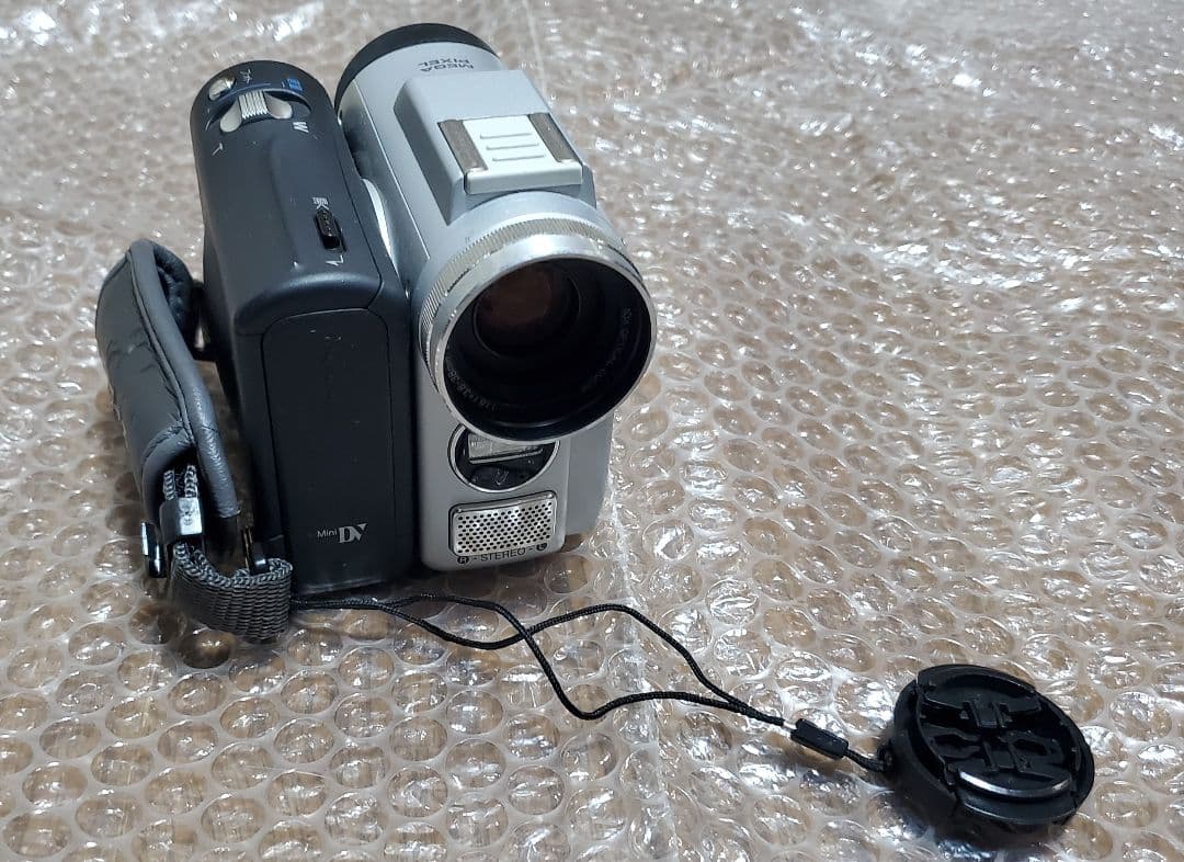 ☆ダビングに最適☆シャープ miniDVビデオカメラ VL-Z7