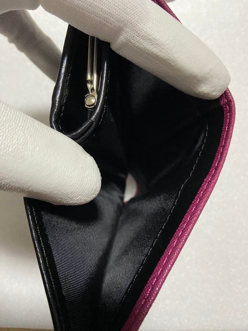【新品未使用】Vivienne Westwood 二つ折り財布　エンジ