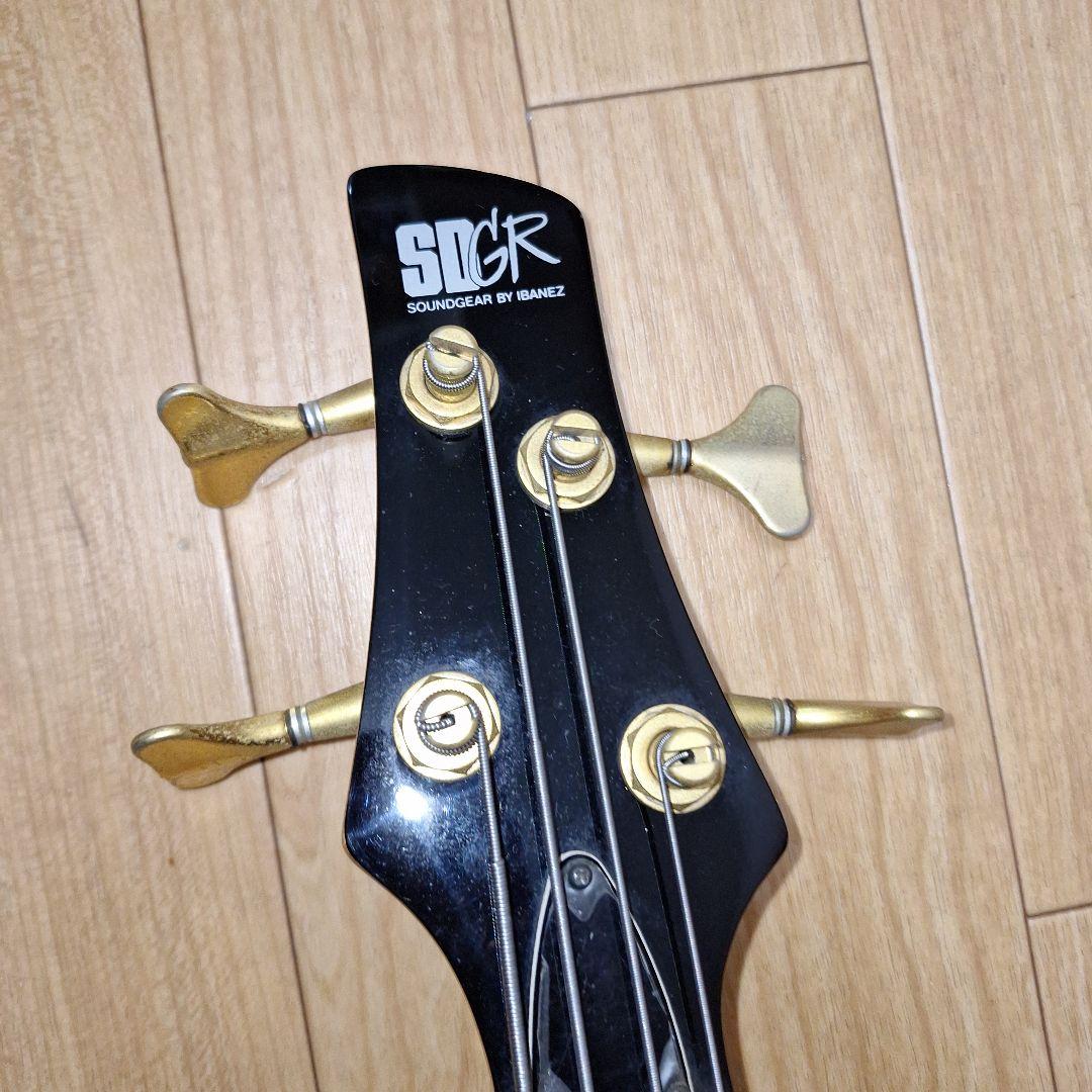 ベース　アイバニーズ