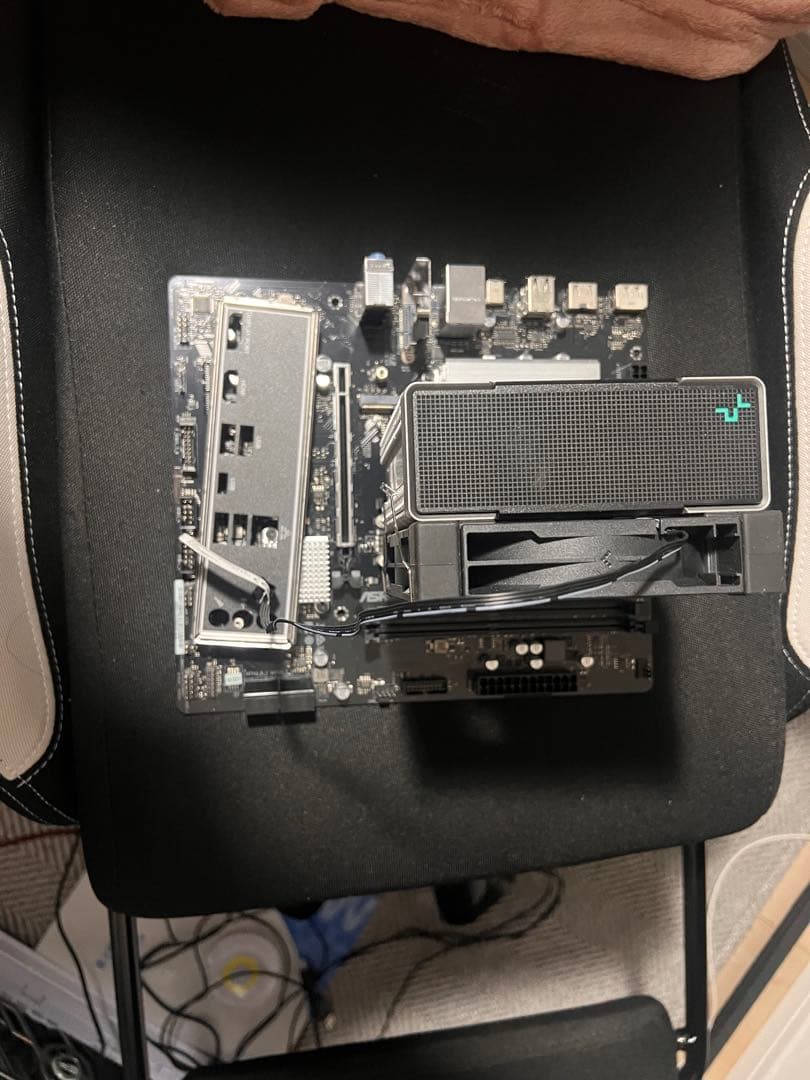 B660MとCore i5 12400おまけCPUクーラーセット
