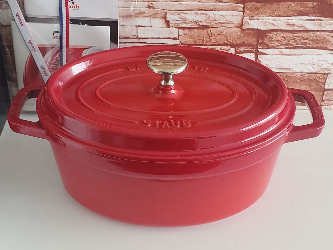 【美品/】staub ピコ・ココット オーバル 　23㎝　ストウブ