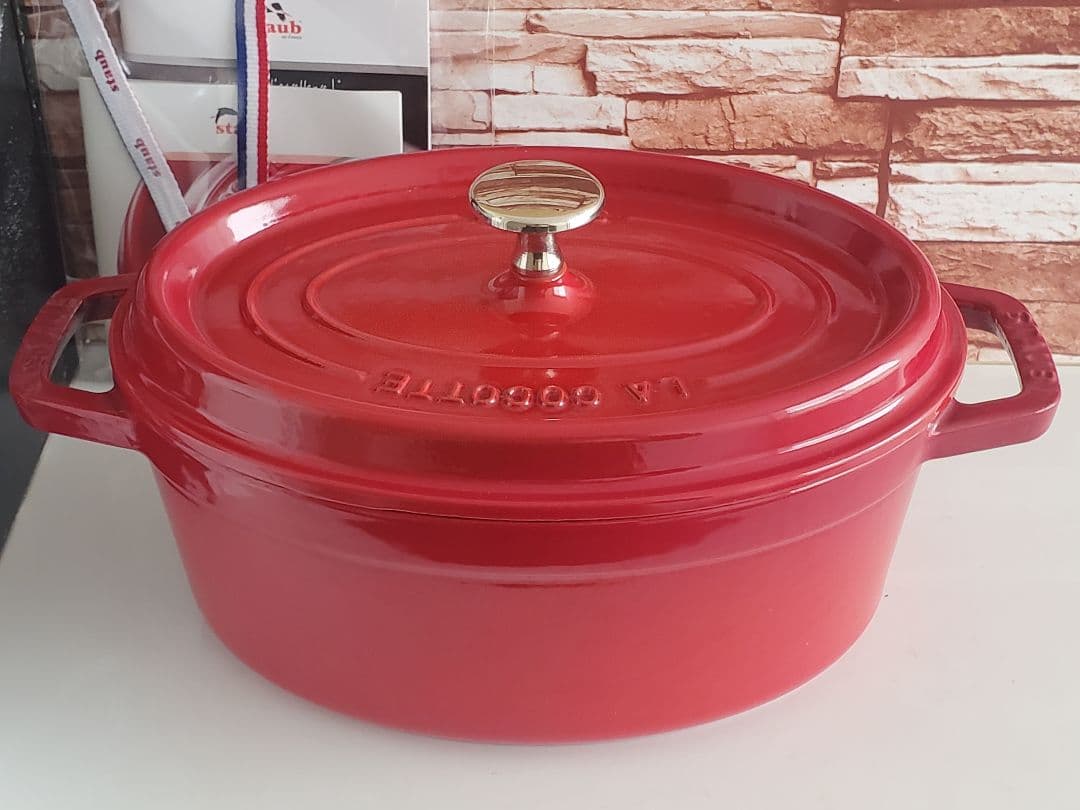 【美品/】staub ピコ・ココット オーバル 　23㎝　ストウブ