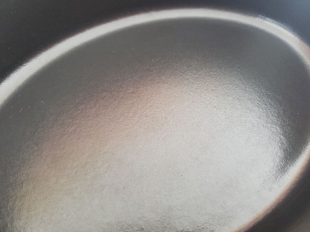 【美品/】staub ピコ・ココット オーバル 　23㎝　ストウブ