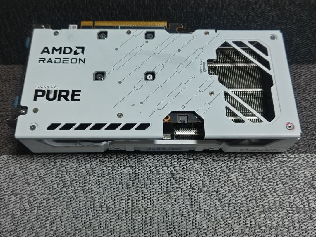 グラフィックボード・グラボ・ビデオカード SAPPHIRE Radeon RX 9060 XT 16G