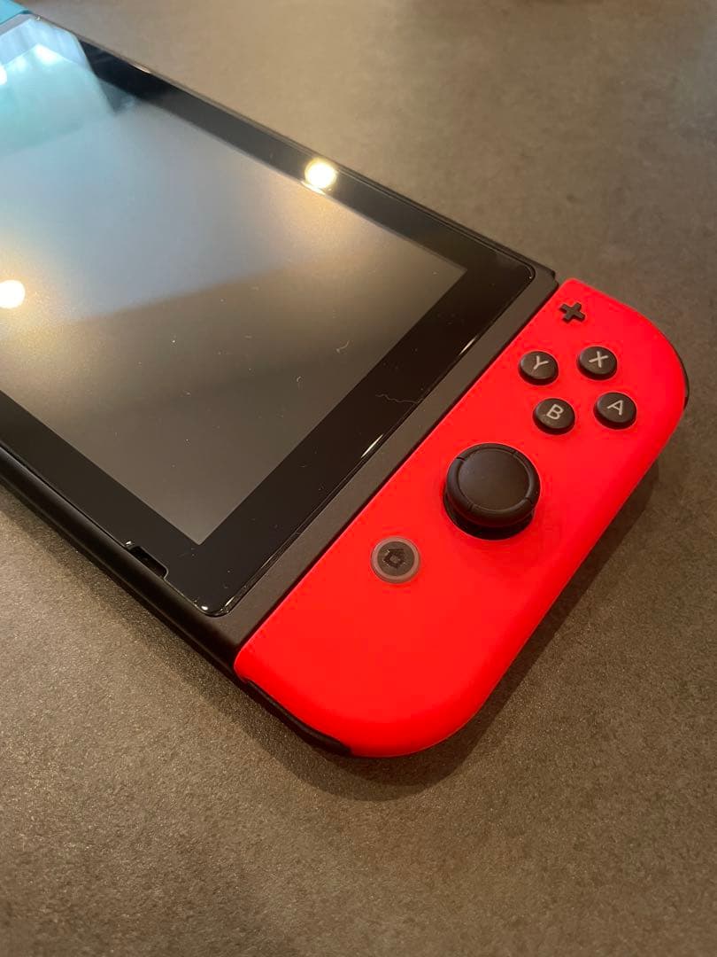 ニンテンドーSwitch 本体　ケース付き