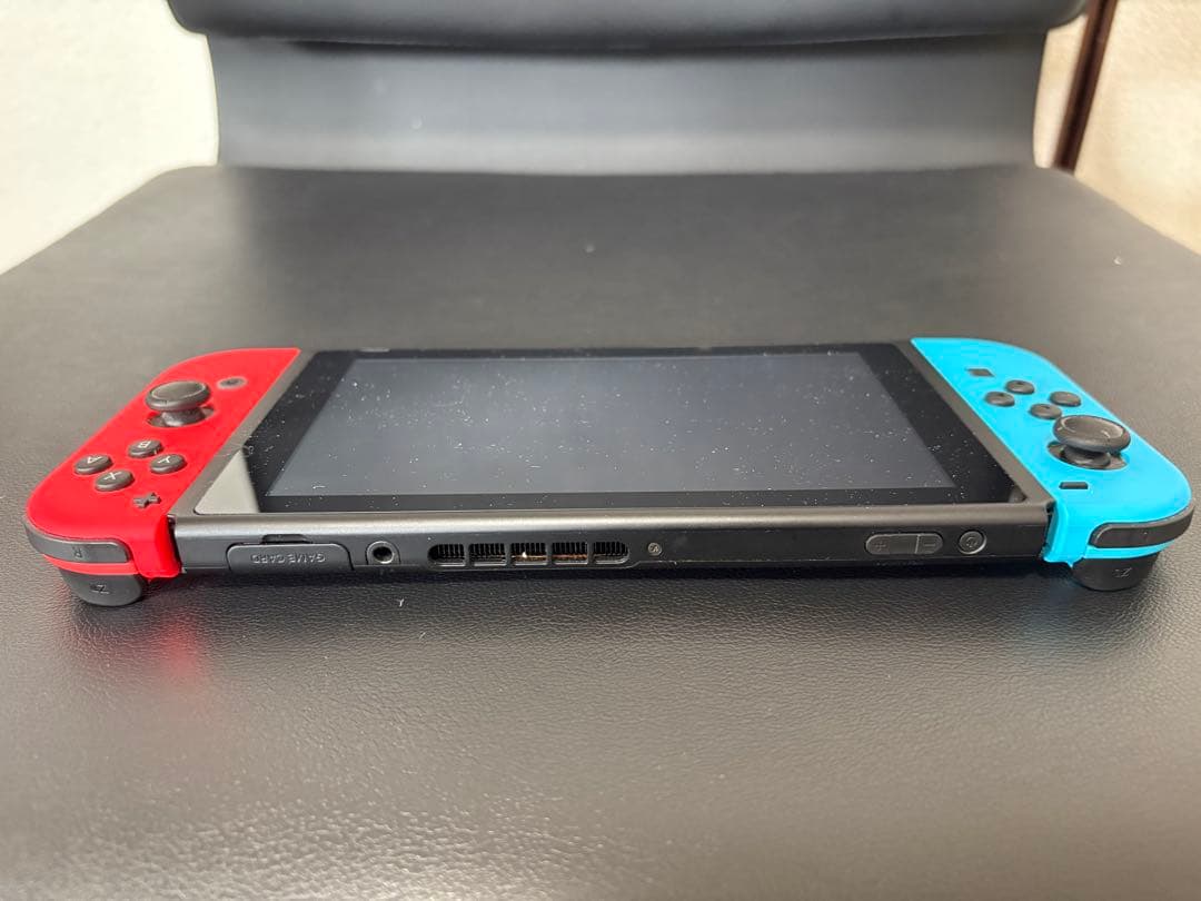 Nintendo Switch本体　充電器&カセット付き