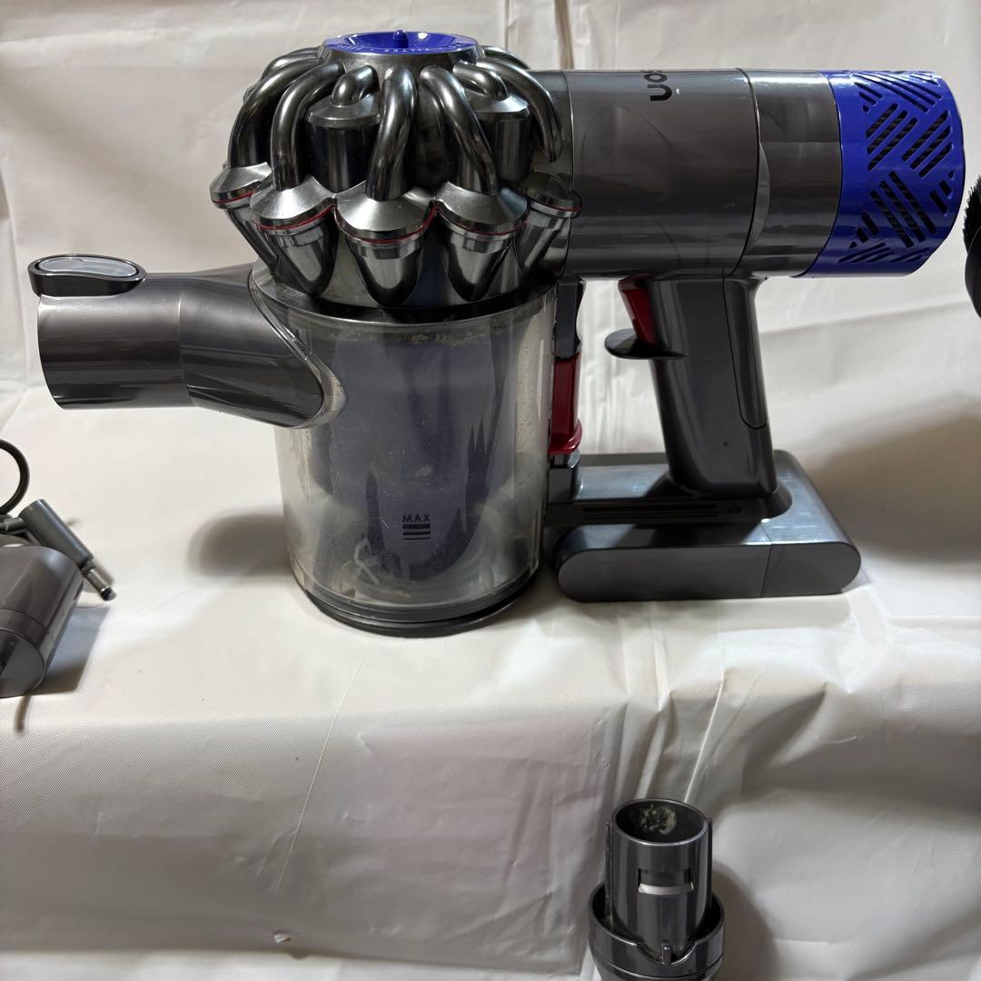 Dyson SV07スティッククリーナー 充電器付き