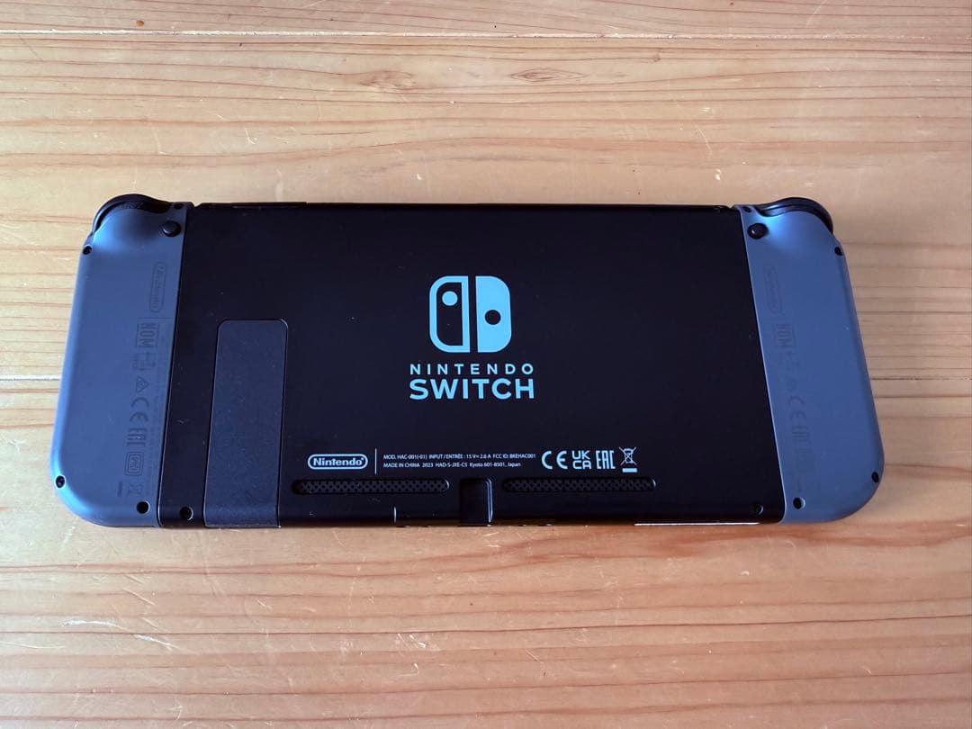 Nintendo Switch 本体 （黒・グレー）Joy-Conグリップ付き