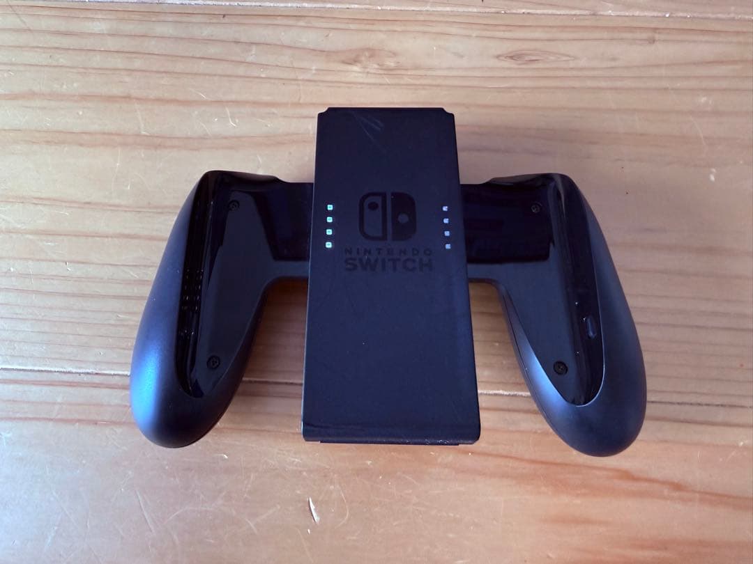 Nintendo Switch 本体 （黒・グレー）Joy-Conグリップ付き