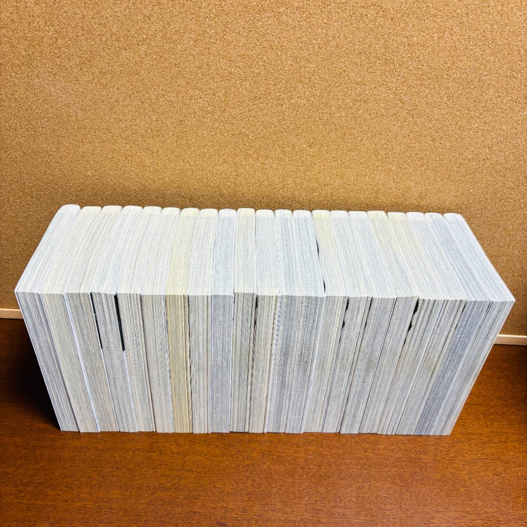 【コミック】 ベルセルク 新装版 1巻～43巻 + 関連本4冊 計４７冊