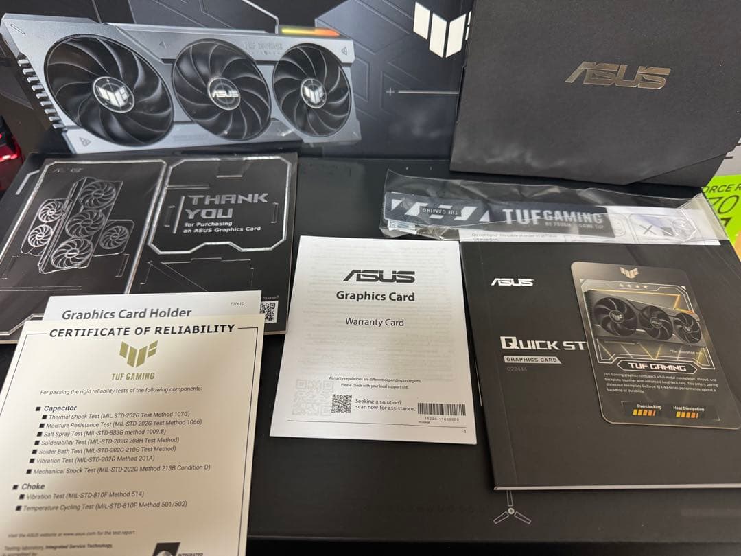 グラフィックボード・グラボ・ビデオカード ASUS TUFGaming GeForce RTX 4070 Ti Super