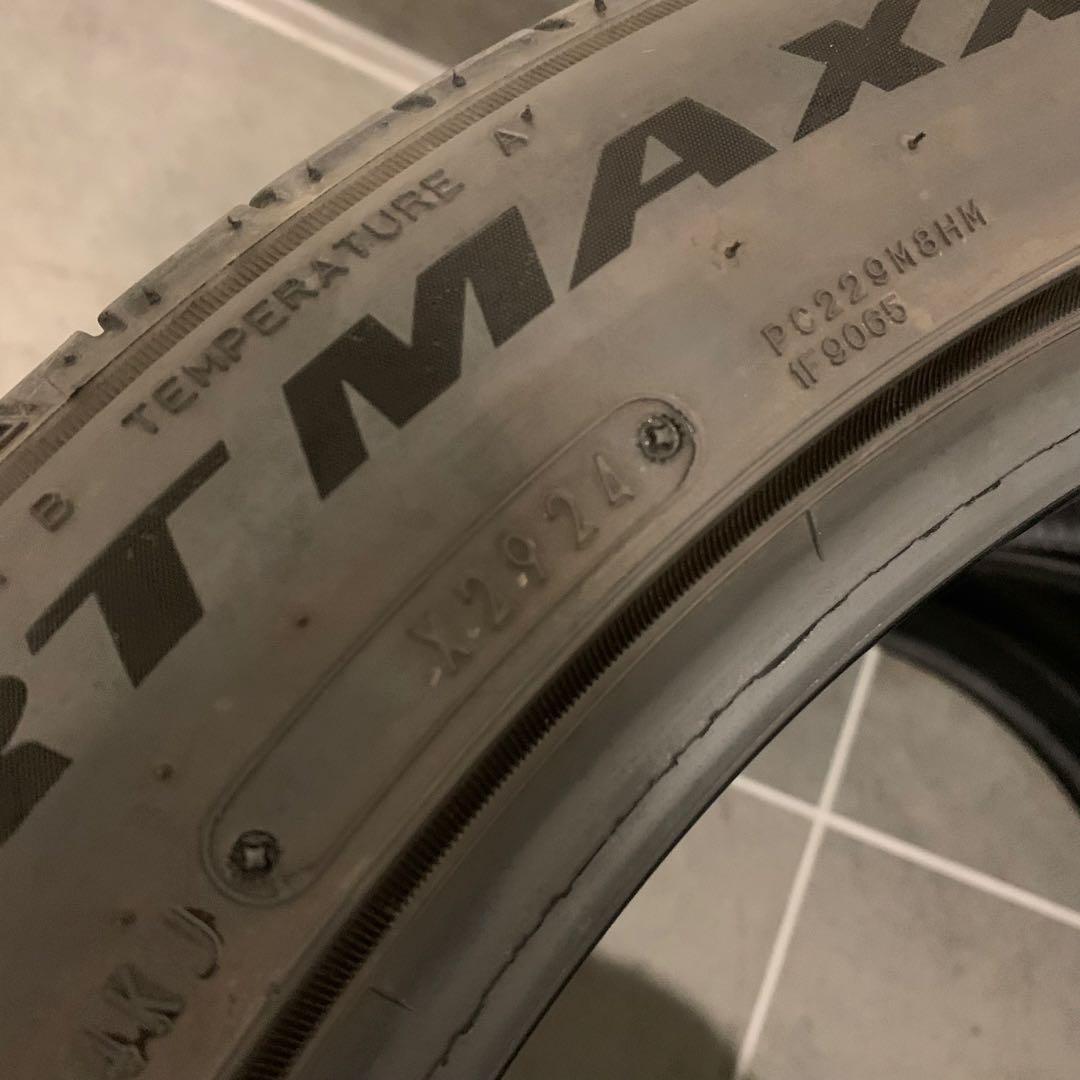 245/45ZR20ダンロップeスポーツマックス　送料込み2本