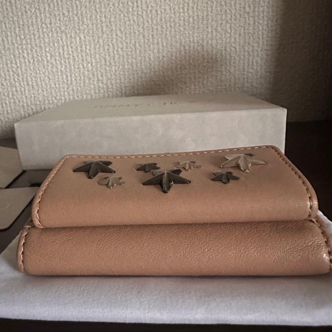 【新品】JIMMY CHOO ジミーチュウ 三つ折り財布 スタッズ レディース