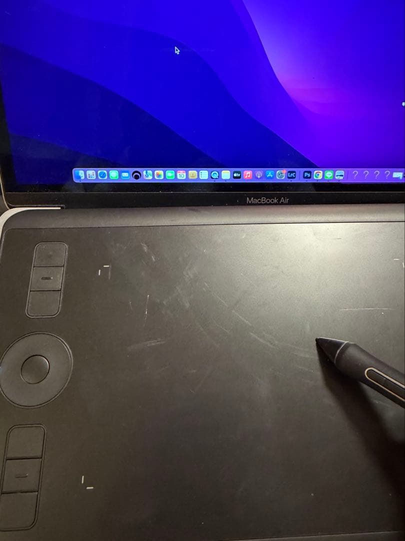 ペンタブレット Wacom Intuos Pro Sサイズ PTH460K1D